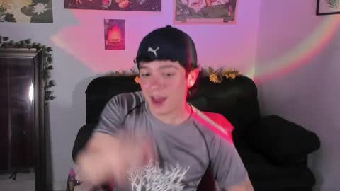 Snapshot of moonlight_baee chatting on February 3, 2026, 6:40 am Clove online show from February 3, 2026, 6:40 am