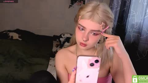 Im Grace 3 online show from April 28, 2026, 12:21 pm