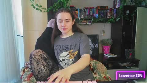 moonlight_sonataa online show from May 15, 2026, 11:39 am