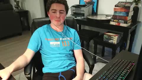 moonlighter7 online show from February 1, 2026, 2:32 am