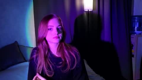 Snapshot of moonlightmaya chatting on October 15, 2025, 7:14 pm Maya online show from October 15, 2025, 7:14 pm