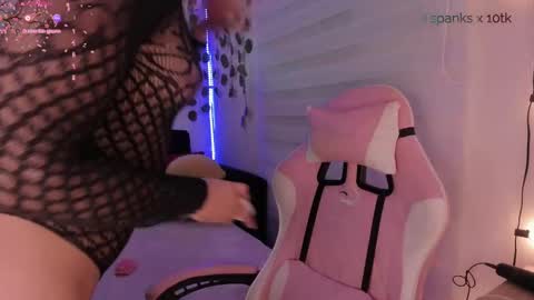 moonliight__ online show from December 16, 2024, 11:28 pm