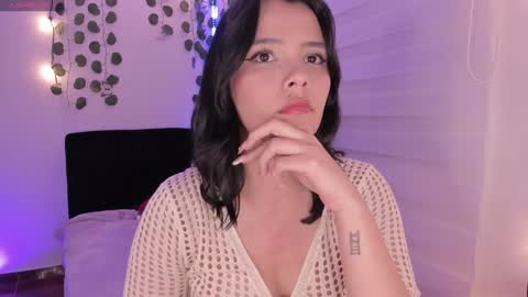 moonliight__ online show from December 22, 2024, 5:01 am