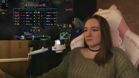 Katrin online show from June 5, 2026, 9:42 pm