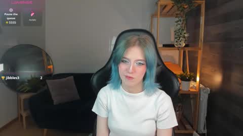 Snapshot of moonlitasuna chatting on September 20, 2025, 1:34 pm Asuna online show from September 20, 2025, 1:34 pm