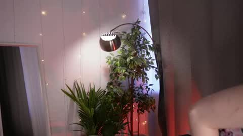 Asuna online show from March 13, 2026, 1:40 pm