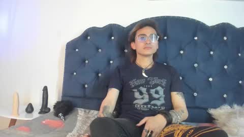 Snapshot of moonn_fox chatting on October 4, 2025, 8:07 pm Moon online show from October 4, 2025, 8:07 pm