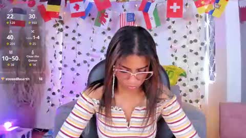 Rosa  online show from June 18, 2026, 9:19 pm