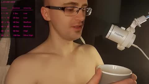 Moonsire online show from February 2, 2026, 11:36 pm