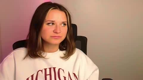 Snapshot of moonsusanna chatting on November 13, 2025, 1:54 pm Susanna online show from November 13, 2025, 1:54 pm