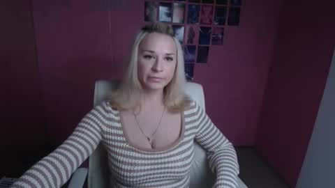 Susanna online show from May 6, 2026, 11:15 am