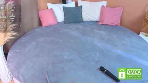 Snapshot of moontongue chatting on September 11, 2025, 8:14 am Trisha online show from September 11, 2025, 8:14 am