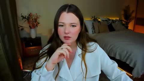 Betty online show from September 29, 2025, 12:21 pm