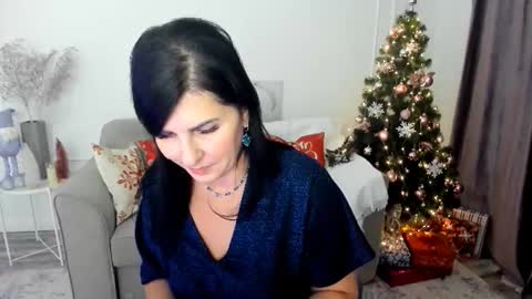 Ask me  online show from December 16, 2025, 3:55 am