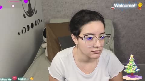 Moon Woman online show from December 19, 2024, 2:12 am