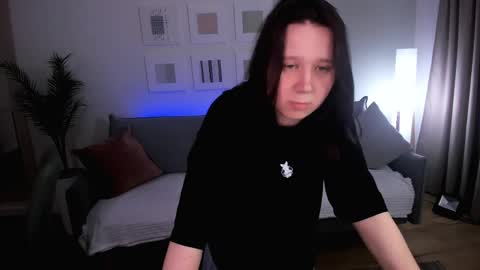 Snapshot of mooonlightsky chatting on April 13, 2026, 6:35 pm Charli online show from April 13, 2026, 6:35 pm