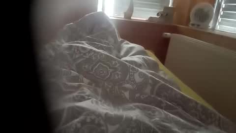 moos1 online show from February 15, 2026, 8:02 am