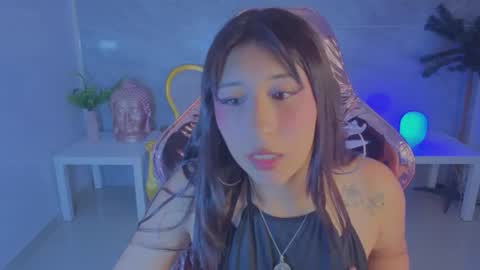 Mora  online show from March 26, 2026, 3:12 am