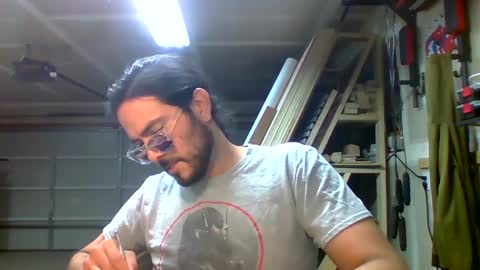 MordeGuy online show from September 12, 2025, 2:33 am