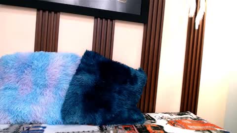 alexia online show from November 30, 2025, 7:18 pm