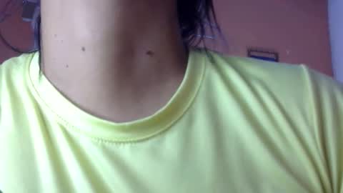 Snapshot of morenita5640 chatting on October 14, 2025, 11:44 am morenita5640 online show from October 14, 2025, 11:44 am