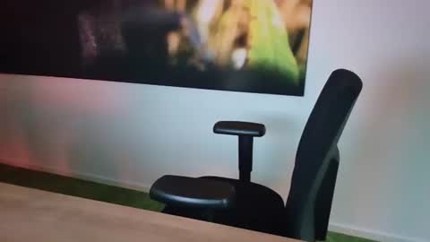 morepassion4u online show from February 27, 2025, 3:05 pm