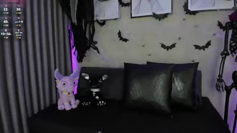 Snapshot of morgan_hill_ chatting on November 6, 2025, 11:55 am Morgan online show from November 6, 2025, 11:55 am