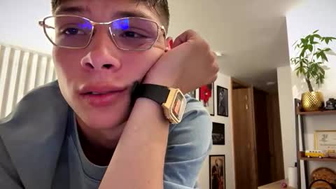   online show from September 30, 2025, 11:43 pm