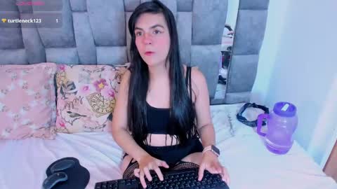Morganita  online show from December 15, 2024, 12:49 pm