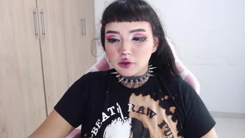 Snapshot of morganmoon1 chatting on December 6, 2024, 7:10 am Morgan Moon online show from December 6, 2024, 7:10 am