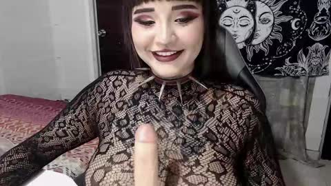 Snapshot of morganmoon1 chatting on September 8, 2025, 8:41 pm Morgan Moon online show from September 8, 2025, 8:41 pm