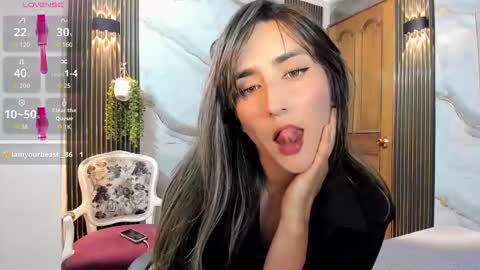 Moriah online show from November 5, 2025, 7:25 pm