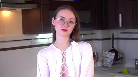 Alisa online show from July 20, 2026, 3:21 am