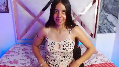Morticia online show from May 7, 2026, 4:40 am