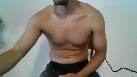 Snapshot of mortimer2080 chatting on November 18, 2025, 12:31 pm mortimer2080 online show from November 18, 2025, 12:31 pm