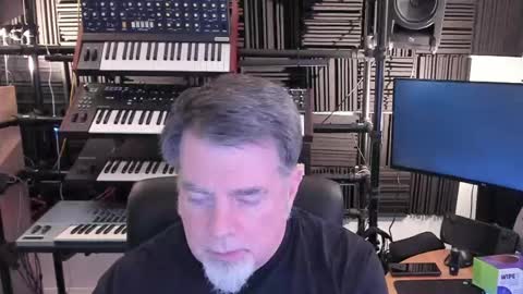 mostly_unbothered online show from June 3, 2026, 5:54 am