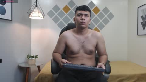 Mou Fly online show from September 23, 2025, 1:36 pm