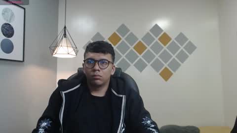 Mou Fly online show from September 26, 2025, 11:58 am