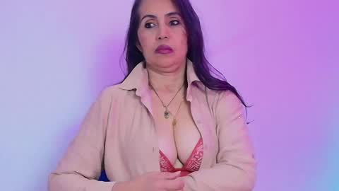 Snapshot of moxa_hot chatting on May 12, 2026, 3:42 pm moxa hot online show from May 12, 2026, 3:42 pm