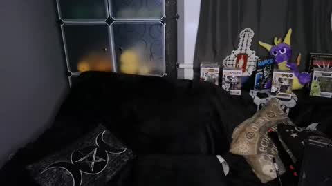 Moxxxie Morbid online show from February 5, 2025, 6:13 am