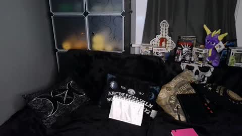 Moxxxie Morbid online show from March 5, 2025, 8:21 am