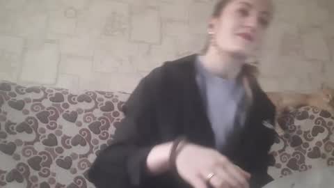 Snapshot of mozellasichler chatting on November 10, 2025, 7:51 am Leyla online show from November 10, 2025, 7:51 am