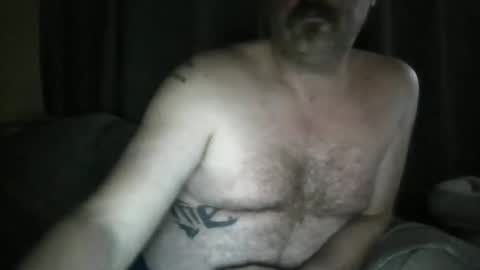 mr1bucket online show from November 19, 2025, 2:44 am