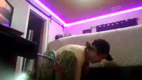 Snapshot of mr_a420 chatting on June 17, 2026, 9:01 am mr_a420 online show from June 17, 2026, 9:01 am