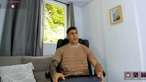Snapshot of mr_adrian_ chatting on May 29, 2026, 2:59 pm online show from May 29, 2026, 2:59 pm