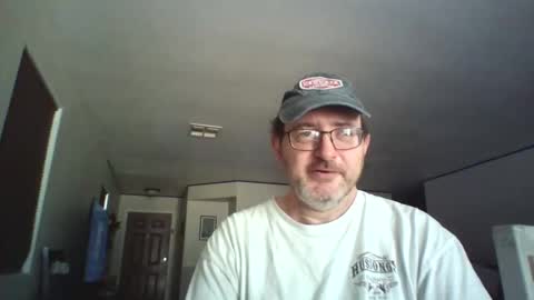 Snapshot of mr_anonymous57 chatting on April 16, 2026, 3:57 pm MrAnonymou57 online show from April 16, 2026, 3:57 pm