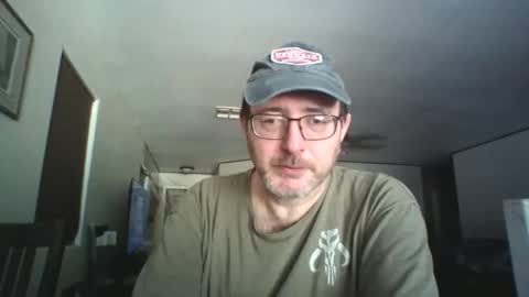 Snapshot of mr_anonymous57 chatting on April 17, 2026, 4:43 pm MrAnonymou57 online show from April 17, 2026, 4:43 pm