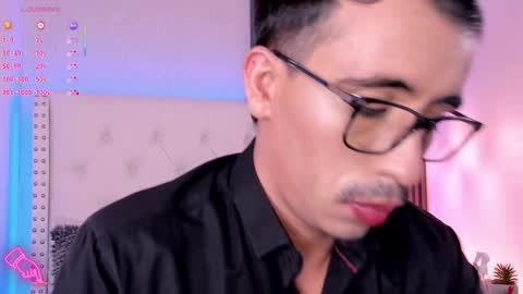 Aaron. online show from September 25, 2025, 10:30 am