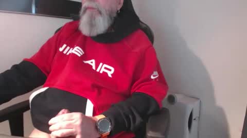 mr_boombastic2021 online show from September 26, 2025, 9:13 am