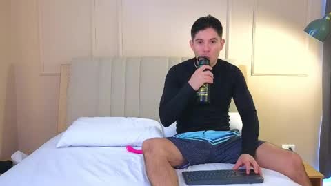 Snapshot of mr_danni_ chatting on April 29, 2026, 6:03 pm Danny Aleja online show from April 29, 2026, 6:03 pm